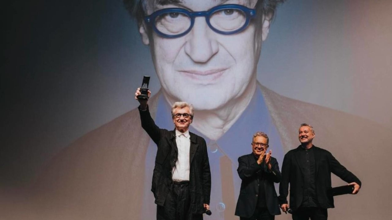 Zülfü Livaneli takdim etti: Wim Wenders’e İstanbul Film Festivali’nden Sinema Onur Ödülü
